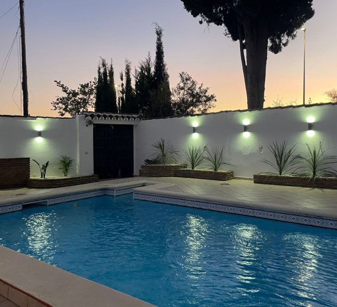 R4563055-Image 1-Detached - 3 Beds - 227 Built