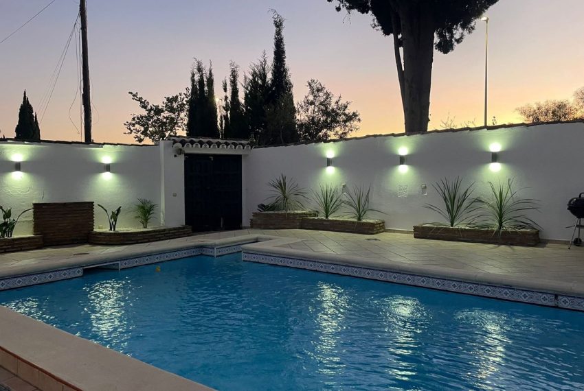 R4563055-Villa-For-Sale-Mijas-Costa-Detached-3-Beds-227-Built