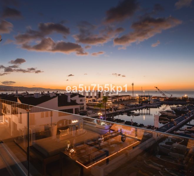 R4576387-Image 1-Penthouse - 4 Beds - 238 Built