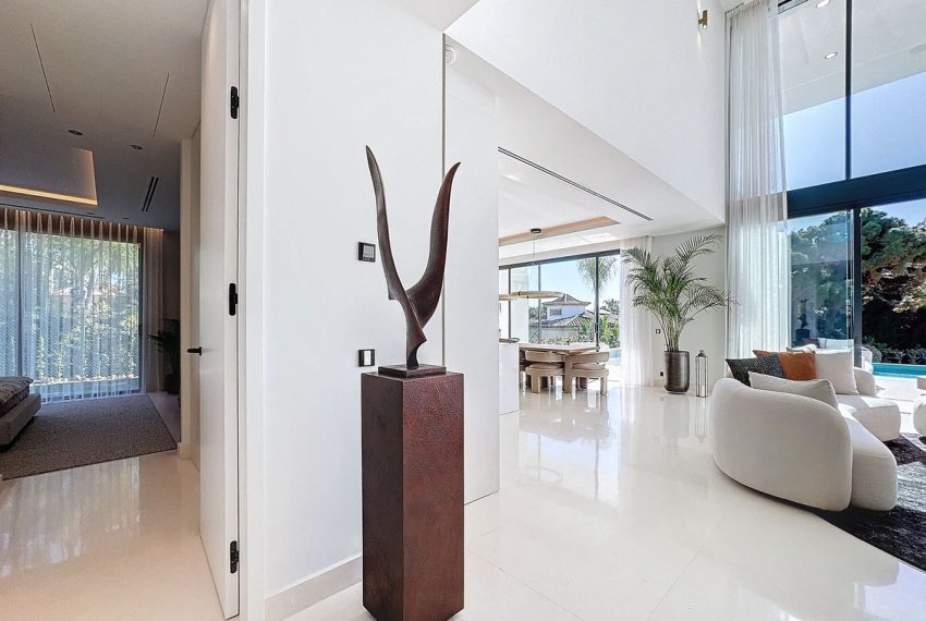 R4620106-Villa-For-Sale-Sierra-Blanca-Detached-6-Beds-885-Built-17