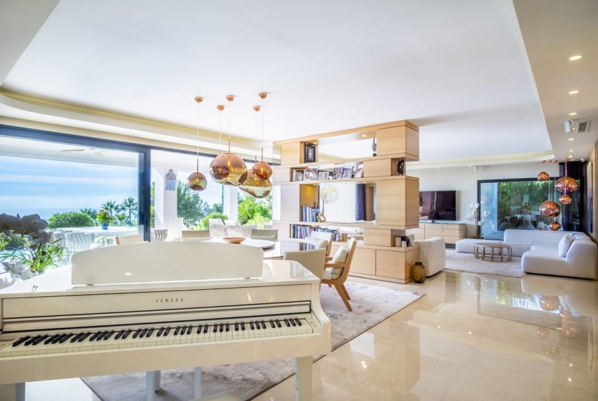 R4694257-Villa-For-Sale-Sierra-Blanca-Detached-7-Beds-880-Built-5