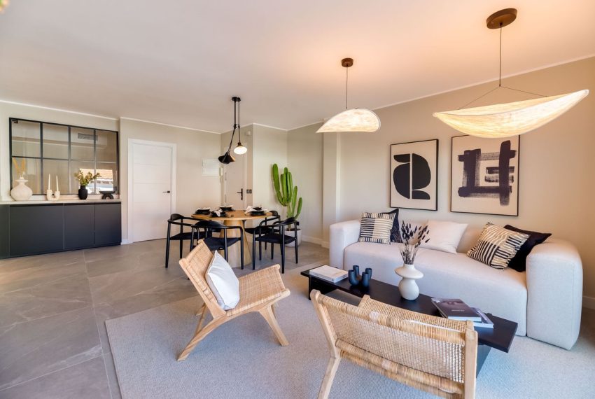 R4694770-Apartment-For-Sale-Nueva-Andalucia-Middle-Floor-4-Beds-103-Built-1