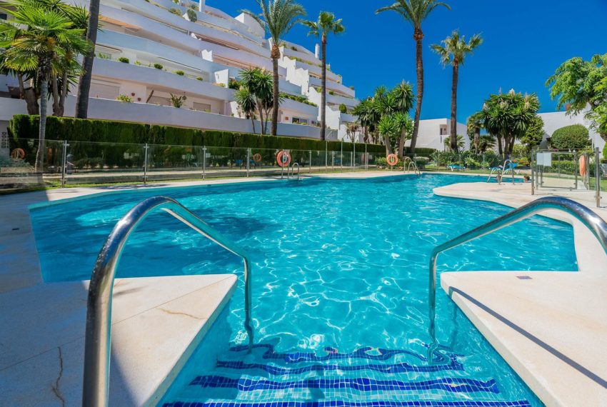 R4694770-Apartment-For-Sale-Nueva-Andalucia-Middle-Floor-4-Beds-103-Built-13