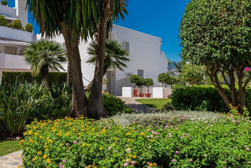 R4694770-Apartment-For-Sale-Nueva-Andalucia-Middle-Floor-4-Beds-103-Built-19