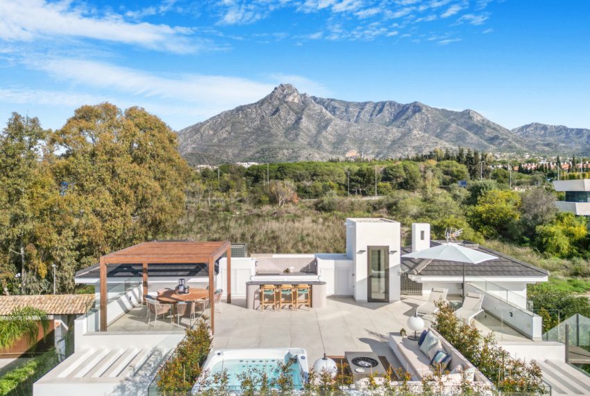 R4709347-Villa-For-Sale-The-Golden-Mile-Detached-6-Beds-903-Built-11