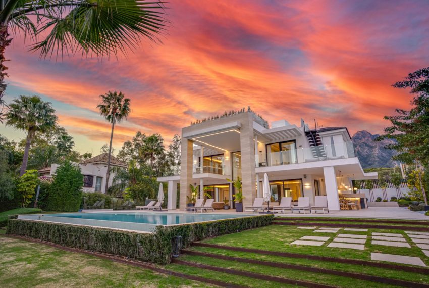 R4709347-Villa-For-Sale-The-Golden-Mile-Detached-6-Beds-903-Built-19