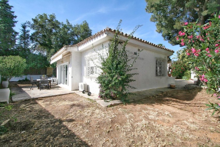 R4745806-Villa-For-Sale-Marbella-Detached-3-Beds-146-Built-1