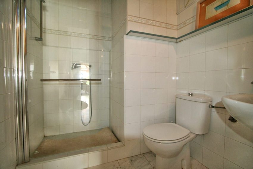R4745806-Villa-For-Sale-Marbella-Detached-3-Beds-146-Built-12