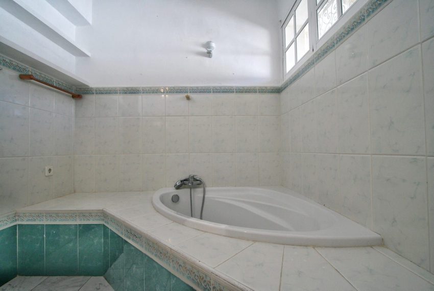R4745806-Villa-For-Sale-Marbella-Detached-3-Beds-146-Built-14