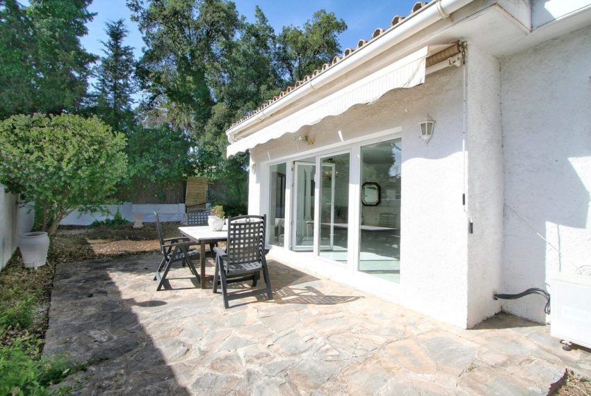 R4745806-Villa-For-Sale-Marbella-Detached-3-Beds-146-Built