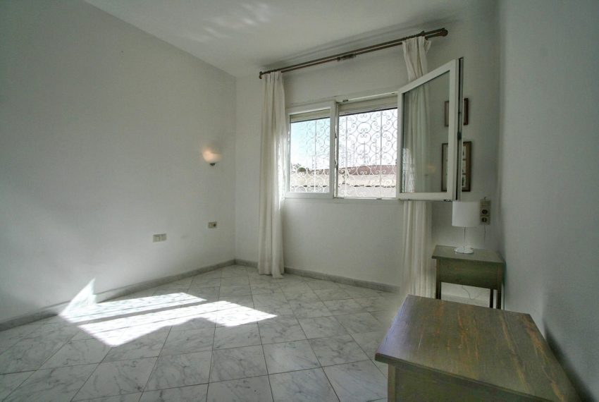 R4745806-Villa-For-Sale-Marbella-Detached-3-Beds-146-Built-9