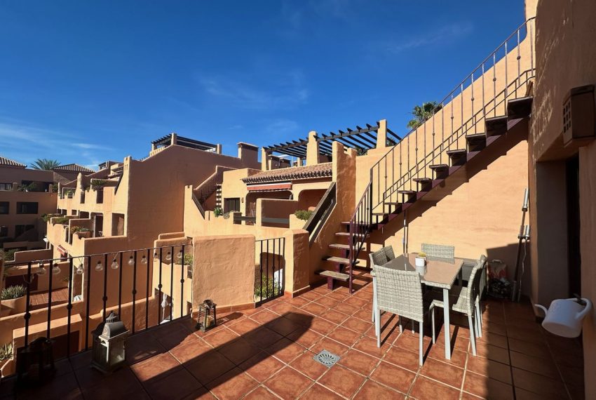 R4749847-Apartment-For-Sale-Cancelada-Penthouse-2-Beds-90-Built-1
