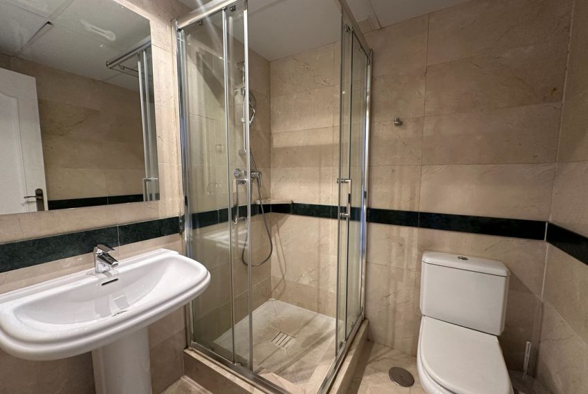R4749847-Apartment-For-Sale-Cancelada-Penthouse-2-Beds-90-Built-13