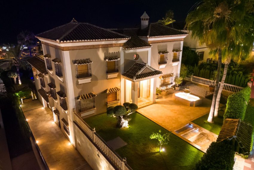 R4751965-Villa-For-Sale-La-Cala-de-Mijas-Detached-5-Beds-910-Built