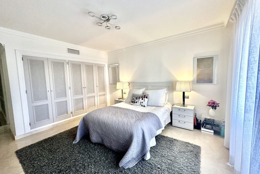 R4752184-Apartment-For-Sale-La-Quinta-Middle-Floor-4-Beds-160-Built-12