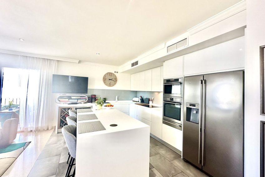R4752184-Apartment-For-Sale-La-Quinta-Middle-Floor-4-Beds-160-Built-5