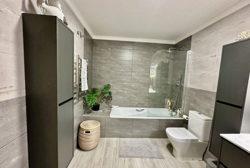 R4752184-Apartment-For-Sale-La-Quinta-Middle-Floor-4-Beds-160-Built-8
