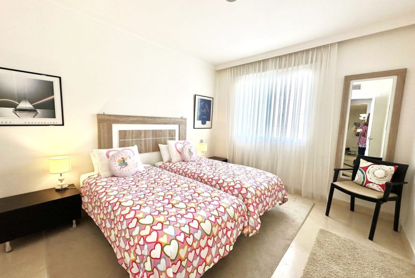 R4752184-Apartment-For-Sale-La-Quinta-Middle-Floor-4-Beds-160-Built-9