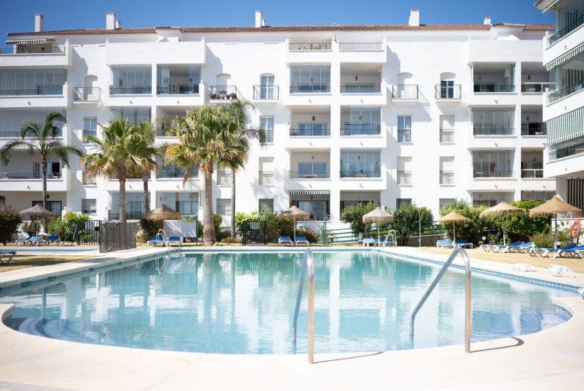 R4765513-Apartment-For-Sale-Miraflores-Penthouse-3-Beds-102-Built-2
