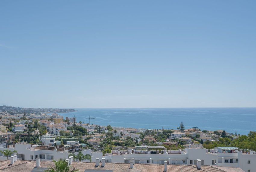 R4765513-Apartment-For-Sale-Miraflores-Penthouse-3-Beds-102-Built