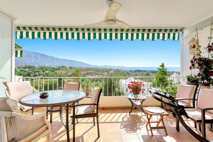 R4777687-Apartment-For-Sale-Nueva-Andalucia-Middle-Floor-3-Beds-130-Built