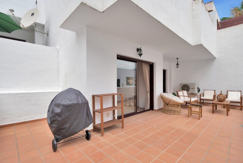 R4779550-Apartment-For-Sale-Nueva-Andalucia-Ground-Floor-2-Beds-115-Built-13