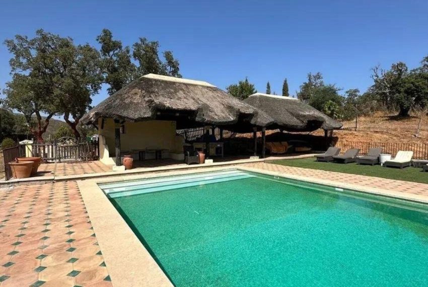 R4799740-Villa-For-Sale-La-Mairena-Detached-9-Beds-1480-Built-1
