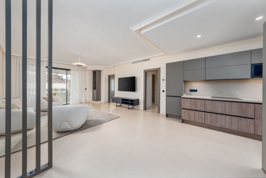 R4802986-Apartment-For-Sale-Puerto-Banus-Middle-Floor-2-Beds-127-Built