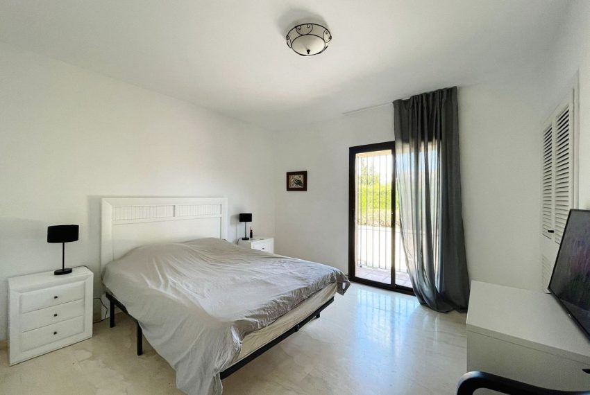 R4803481-Apartment-For-Sale-Estepona-Middle-Floor-3-Beds-166-Built-2