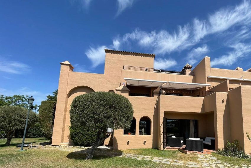 R4803481-Apartment-For-Sale-Estepona-Middle-Floor-3-Beds-166-Built