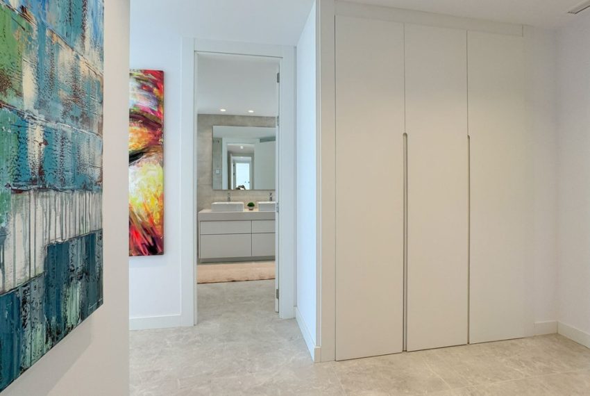 R4821937-Apartment-For-Sale-Santa-Clara-Penthouse-Duplex-3-Beds-183-Built-11