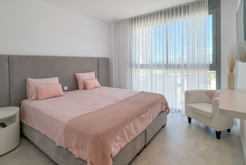 R4821937-Apartment-For-Sale-Santa-Clara-Penthouse-Duplex-3-Beds-183-Built-7