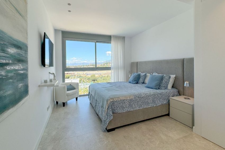 R4821937-Apartment-For-Sale-Santa-Clara-Penthouse-Duplex-3-Beds-183-Built-9