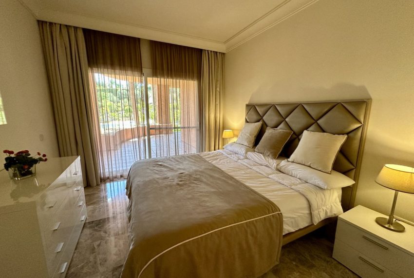 R4826191-Apartment-For-Sale-Nueva-Andalucia-Ground-Floor-3-Beds-120-Built-11