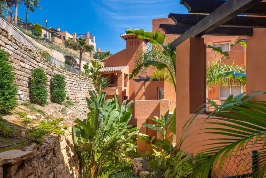 R4826191-Apartment-For-Sale-Nueva-Andalucia-Ground-Floor-3-Beds-120-Built-15