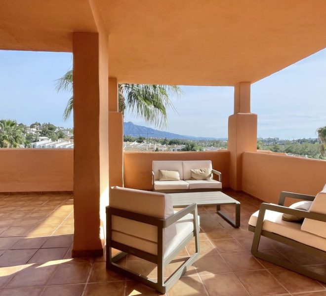 R4827628-Image 1-Penthouse Duplex - 3 Beds - 119 Built