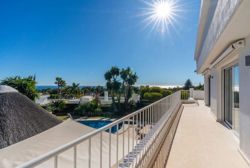 R4838776-Villa-For-Sale-The-Golden-Mile-Detached-4-Beds-416-Built-2