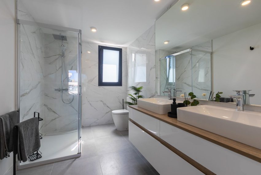 R4849336-Apartment-For-Sale-New-Golden-Mile-Penthouse-3-Beds-125-Built-12