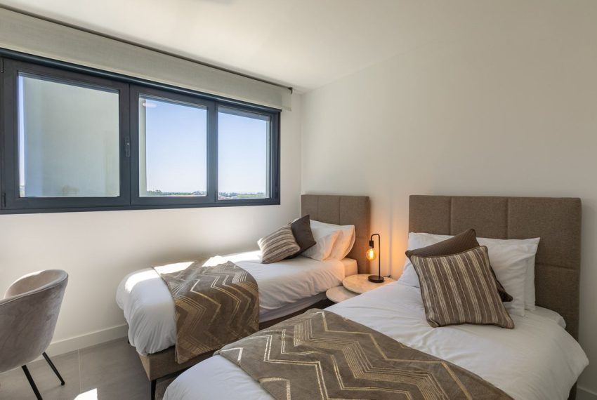 R4849336-Apartment-For-Sale-New-Golden-Mile-Penthouse-3-Beds-125-Built-17