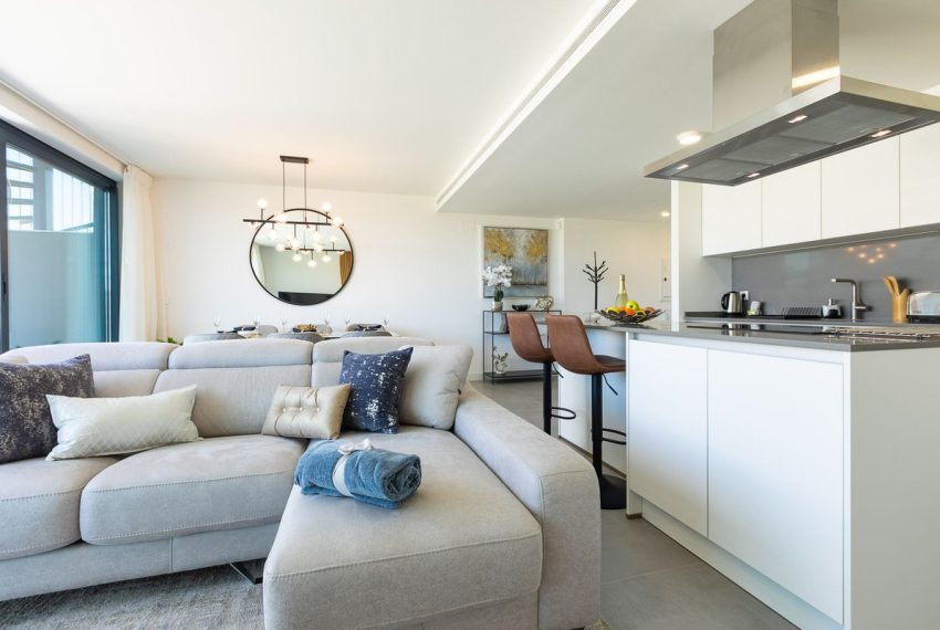 R4849336-Apartment-For-Sale-New-Golden-Mile-Penthouse-3-Beds-125-Built-19