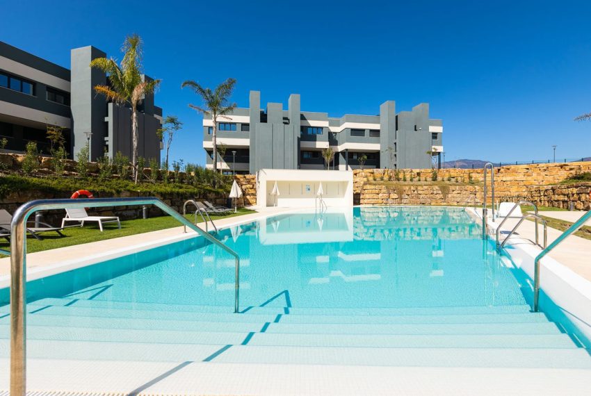 R4849336-Apartment-For-Sale-New-Golden-Mile-Penthouse-3-Beds-125-Built-3