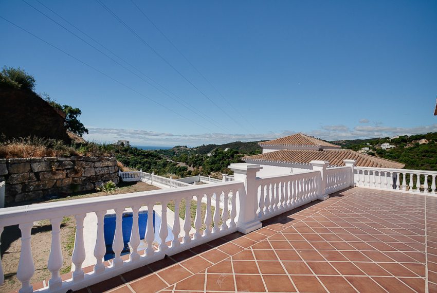 R4864381-Villa-For-Sale-Estepona-Detached-4-Beds-350-Built-12