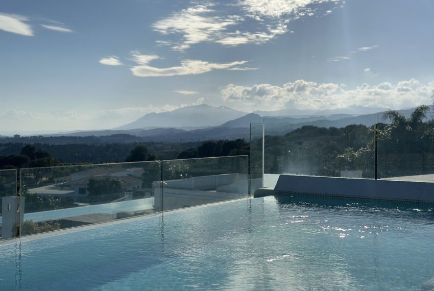R4879927-Apartment-For-Sale-Sierra-Blanca-Penthouse-Duplex-4-Beds-405-Built-12