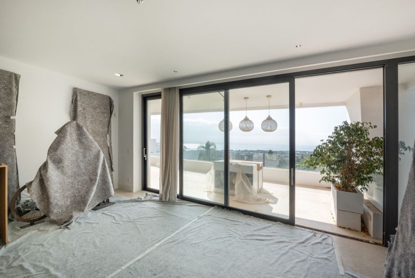 R4879927-Apartment-For-Sale-Sierra-Blanca-Penthouse-Duplex-4-Beds-405-Built-17