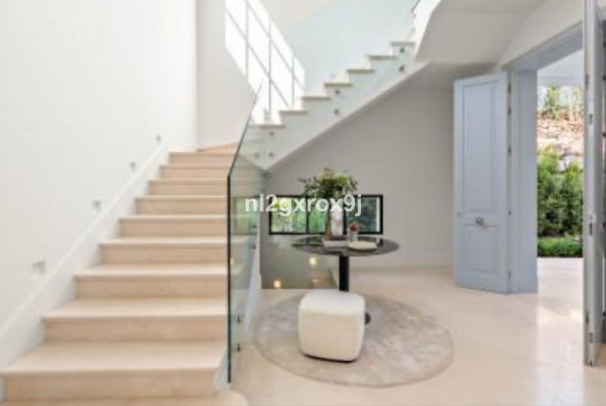 R4883200-Villa-For-Sale-Nueva-Andalucia-Detached-5-Beds-475-Built-15