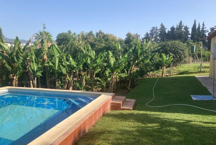 R4893433-Villa-For-Sale-Estepona-Finca-3-Beds-140-Built-8