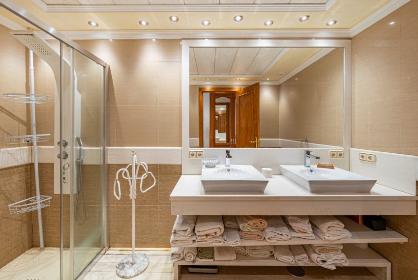 R4895914-Apartment-For-Sale-The-Golden-Mile-Middle-Floor-3-Beds-310-Built-14
