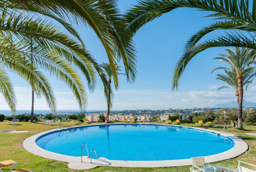 R4895914-Apartment-For-Sale-The-Golden-Mile-Middle-Floor-3-Beds-310-Built-8