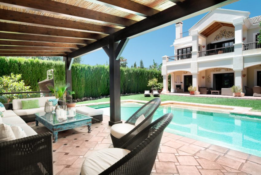 R4896139-Villa-For-Sale-Sierra-Blanca-Detached-6-Beds-450-Built-4
