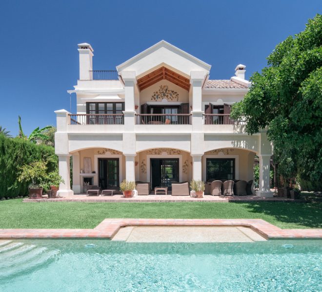 R4896139-Image 1-Detached - 6 Beds - 450 Built